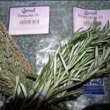 Koja je razlika između timijana i ruzmarina